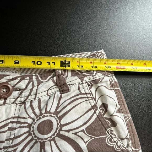 Aeropostale Women's Size 3/4 Floral Bermuda Shorts Brown White Retro Groovy Boho - Picture 8 of 15